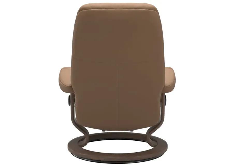 STRESSLESS CONSUL CLASSIC BASE CHAIR AND OTTOMAN IN BATICK LATTE/WALNUT - SMALL