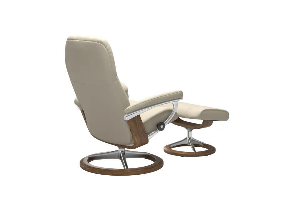 STRESSLESS CONSUL SIGNATURE BASE CHAIR AND OTTOMAN IN BATICK CREAM/TEAK - SMALL