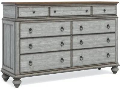 Flexsteel Plymouth Distressed Graywash 9-Drawer Dresser