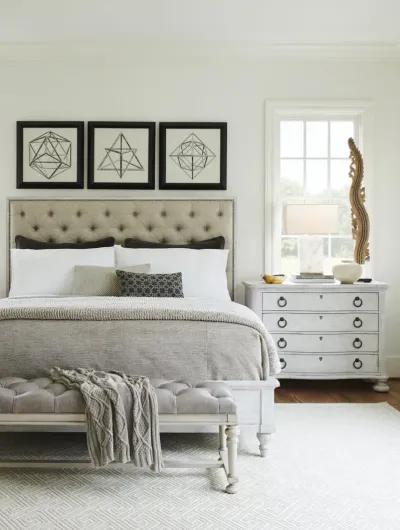 SAG HARBOR TUFTED UPHOLSTERED BED 5/0 QUEEN OYSTER BAY