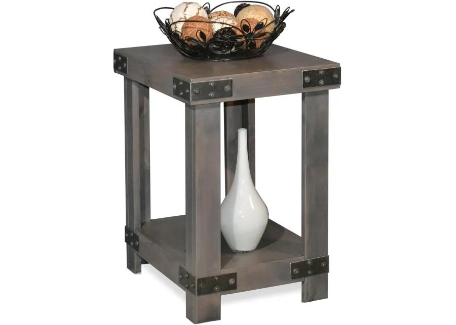 aspenhome INDUSTRIAL CHAIRSIDE TABLE