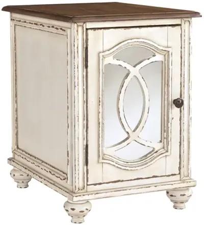 Realyn Chairside End Table