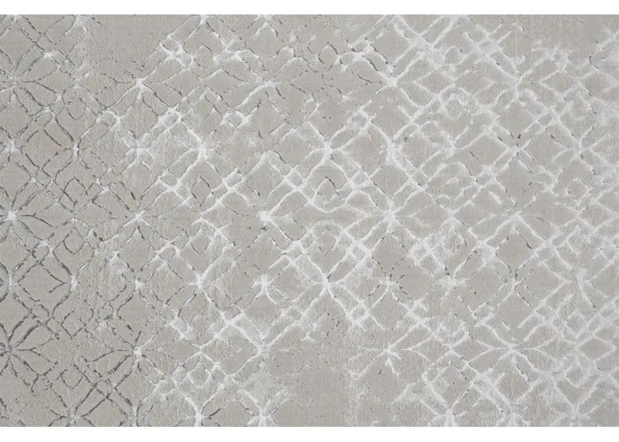 Micah 3047F Silver/Gray/White 6'7" x 9'6" Rug