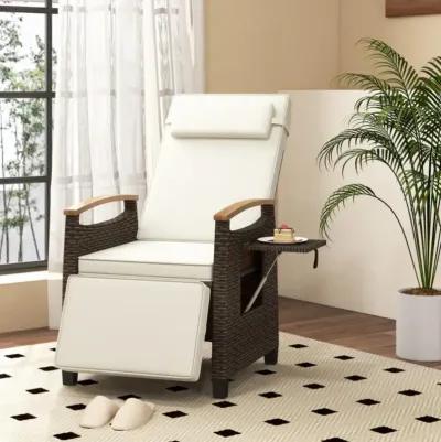 Hivvago Patio Wicker Recliner Chair with Adjustable Backrest and Footrest