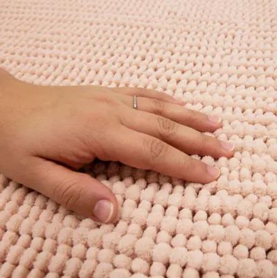 Homespun Noodle Blush 2' x 5' Bath Mat