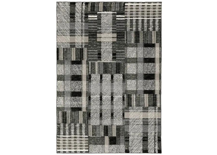 Atlas 3'3" x 5'2" Black Rug