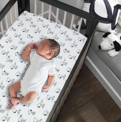 Lambs & Ivy Classic Snoopy 100% Cotton White/Black Fitted Baby Crib Sheet