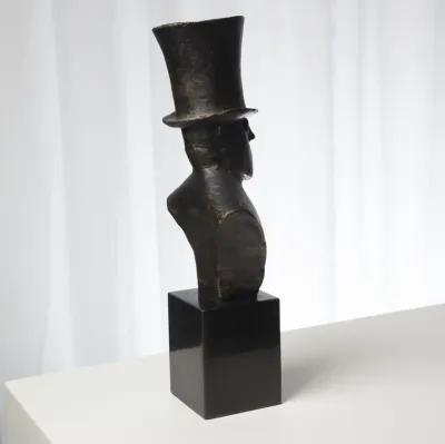 Top Hat Sculpture