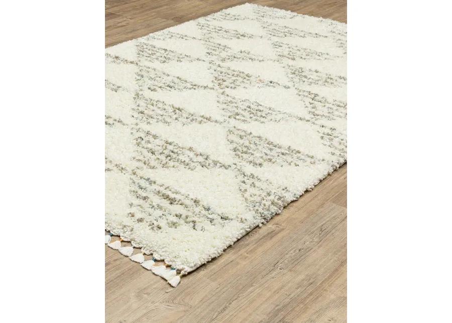 Axis 5'3" x 7'6" Ivory Rug