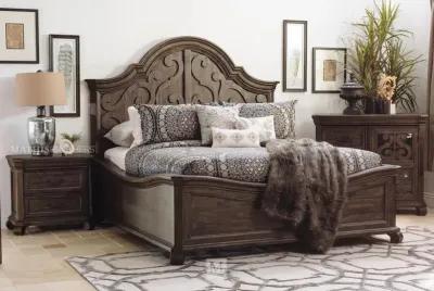 Bellamy Shaped California King Suite