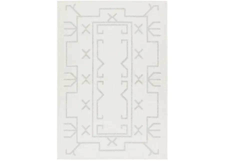 Kysa Kasinda White 3'11" x 5'11" Rug