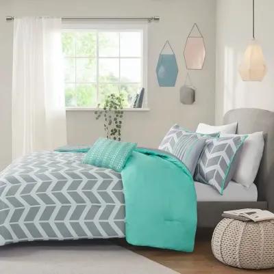 Hivvago Reversible Comforter Set in Chevron Stripe