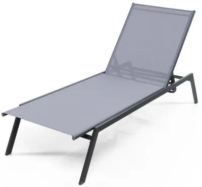 Outdoor Adjustable Chaise Lounge Chair with Lay Flat Position and Quick-Drying Fabric