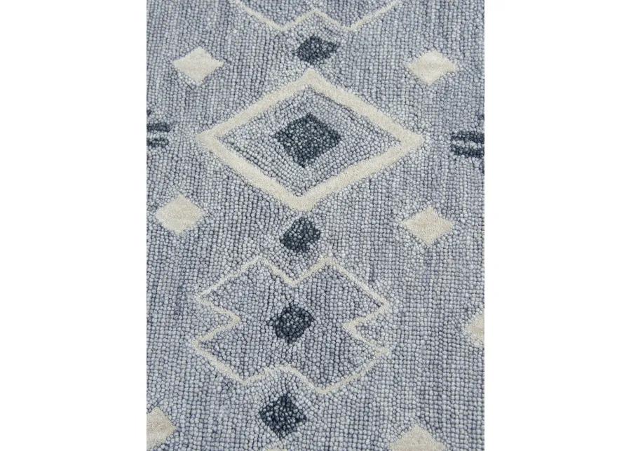 Opulent OU935A 2'6" x 8' Rug