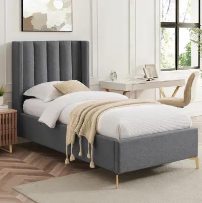 Inspired Home Avett Platform Bed