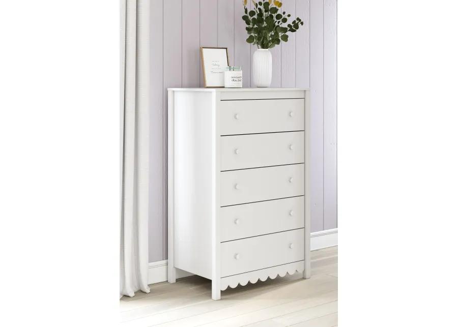 Hallityn Chest of Drawers