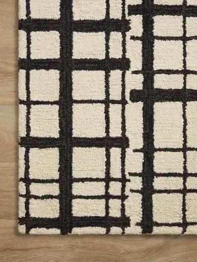 Polly POL02 Black/Ivory 5' x 7'6" Rug