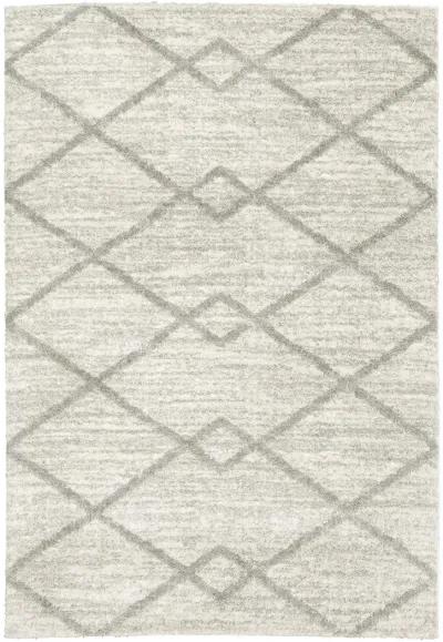 Verona 6'7" x 9'6" Ivory Rug