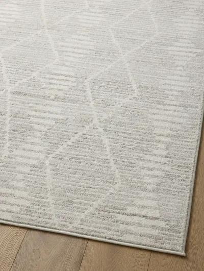 Kamala KAM02 Ivory/Silver 5'3" x 7'9" Rug