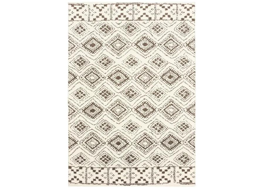 Verona 7'10" x 10'10" Ivory Rug