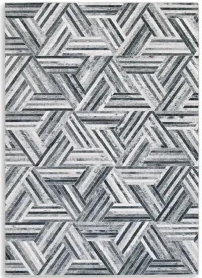 Adalock 5' x 7' Rug