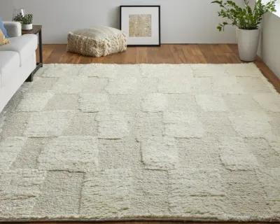 Ashby 8907F Ivory 5'6" x 8'6" Rug