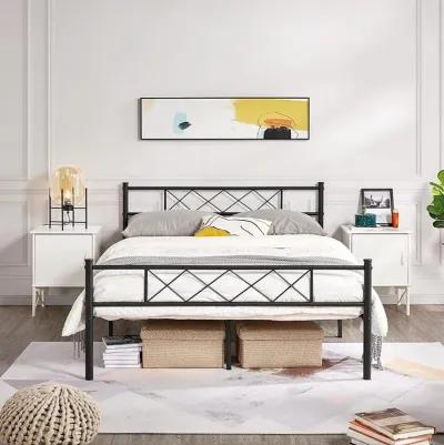 Traditional Powder Coated Slatted Metal Platform Bed