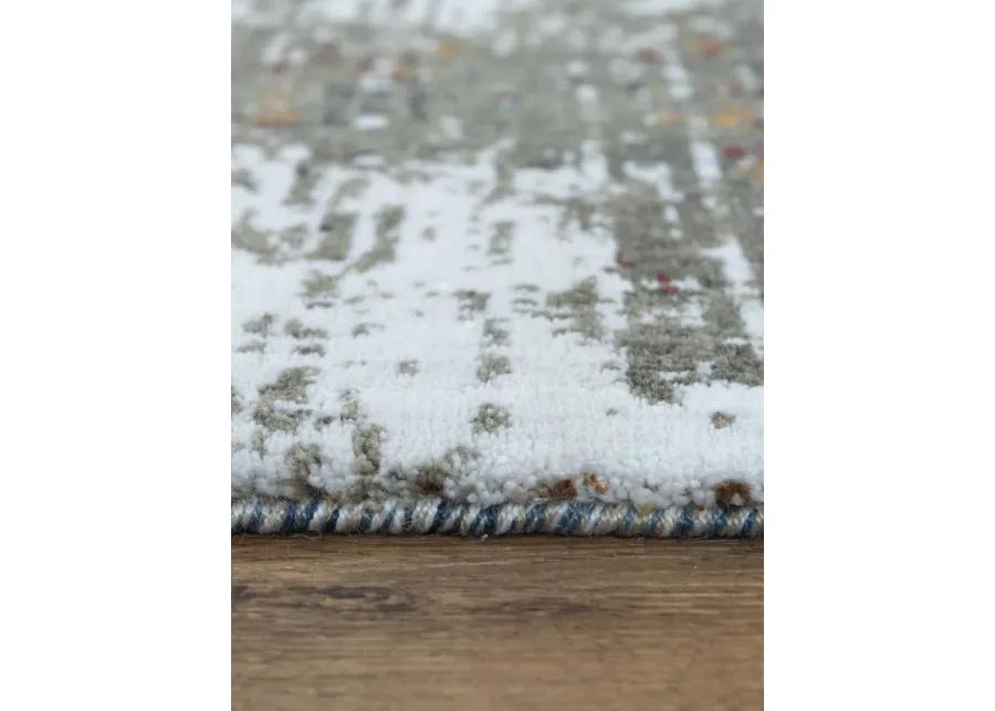 Signature SGN694 2'6" x 8' Rug