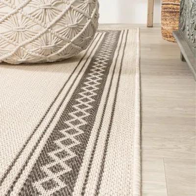 Lucia Classic Diamond Border Indoor/Outdoor Area Rug