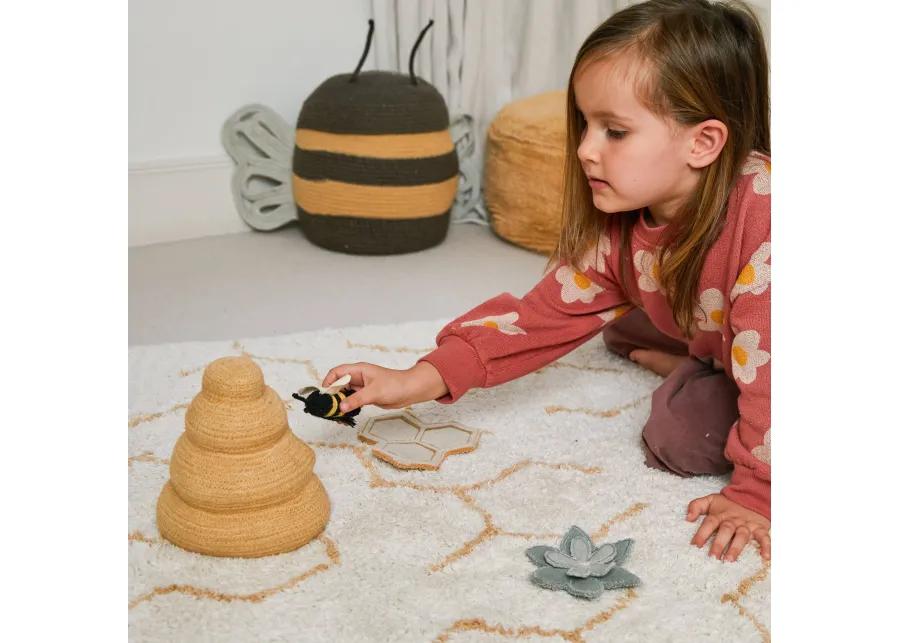 Play rug Pollination