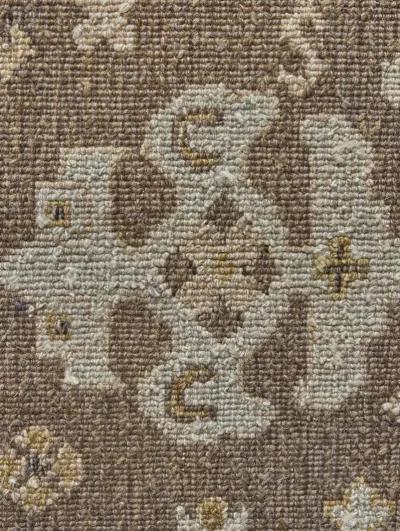 Corbitt 0610F 5'6" x 8'6" Brown/Ivory Rug