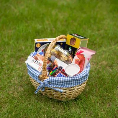 Wickerwise Picnic Basket with Handle and Washable Plaid Liner - Ideal for Outdoor Adventures, Photoshoots, and Home Décor - Perfect Gift Basket for Weddings and Holidays like Halloween, S