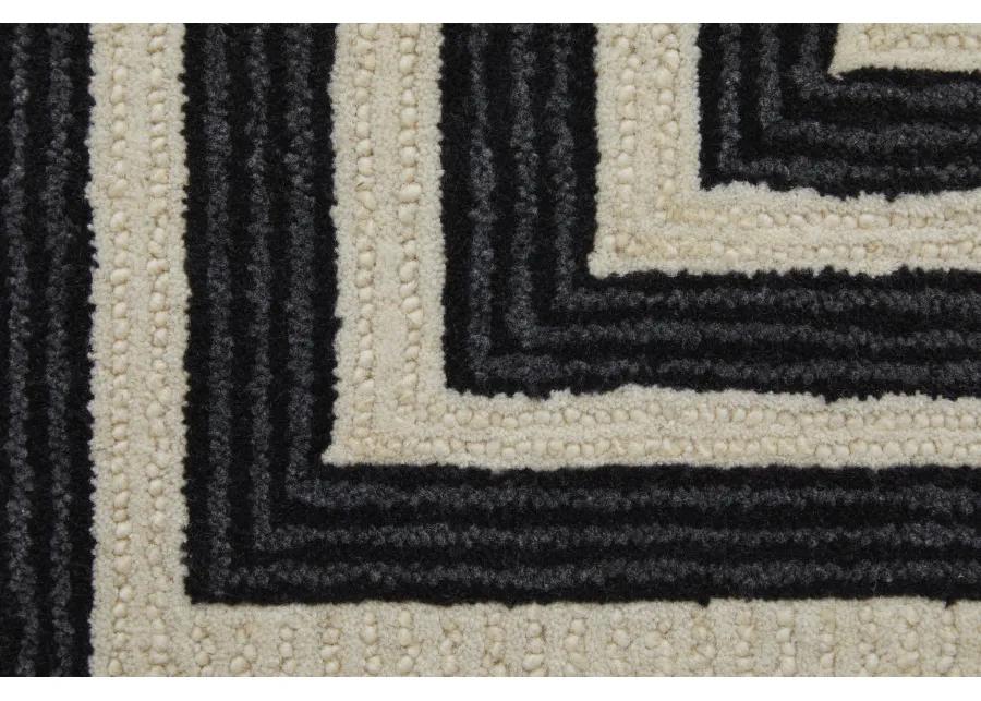 Maguire 8900F Gray/Ivory/Black 5' x 8' Rug