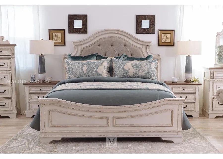 Realyn 5 Piece California King Bedroom Set