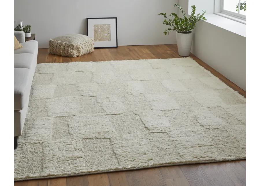 Ashby 8907F Ivory 2' x 3' Rug