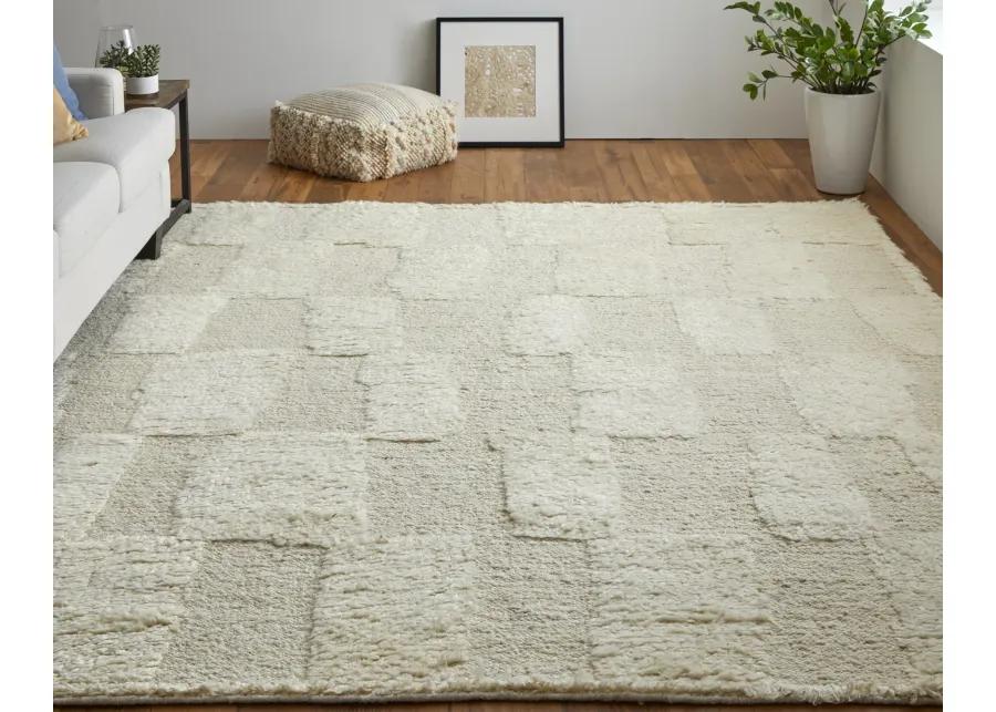 Ashby 8907F Ivory 2' x 3' Rug