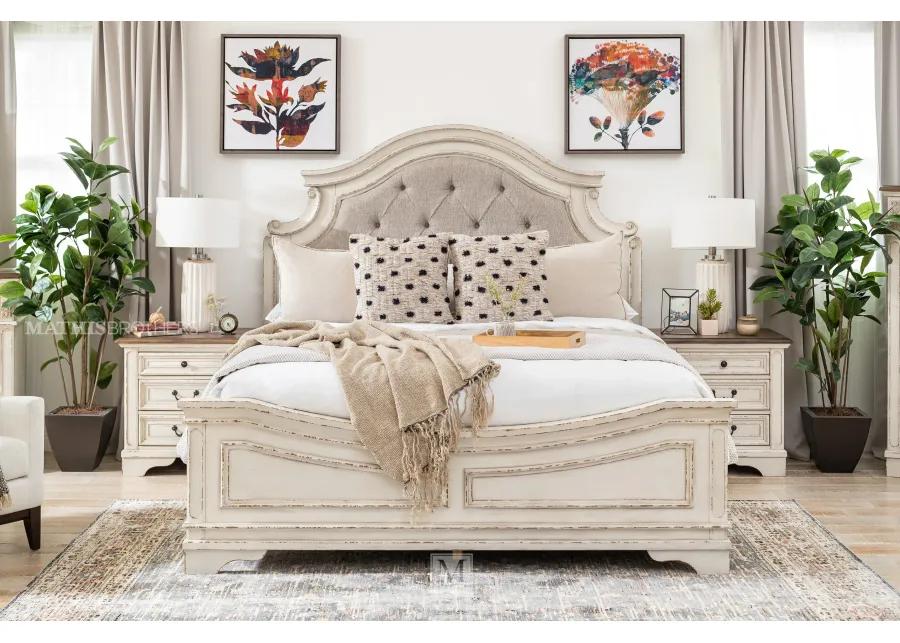 Realyn California King Panel Bed