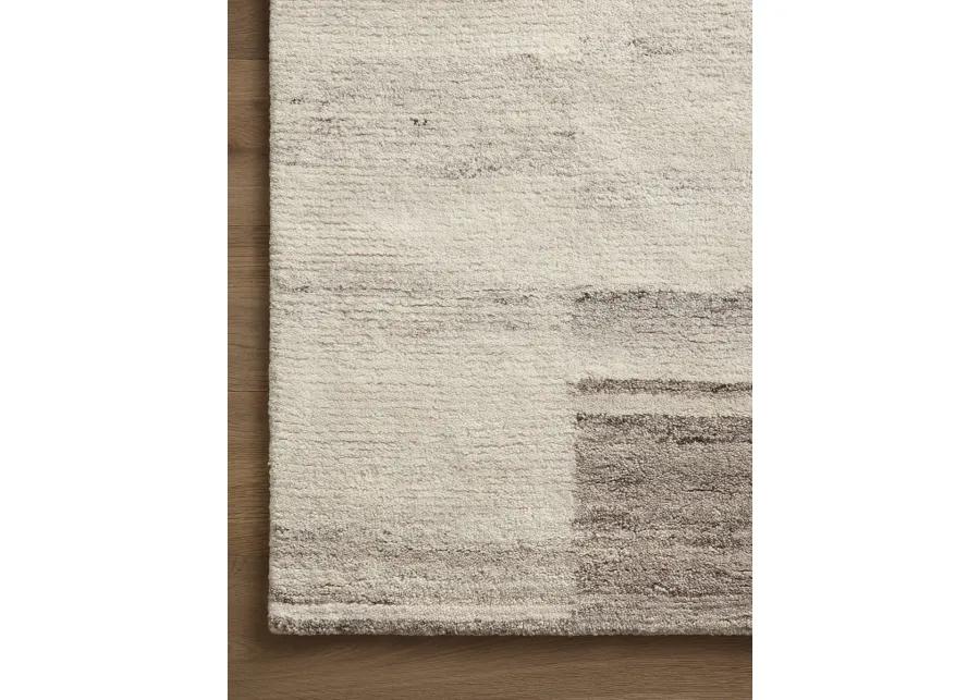 Rocky ROC-04 Ivory / Dove 2''6" x 7''6" Rug by Amber Lewis