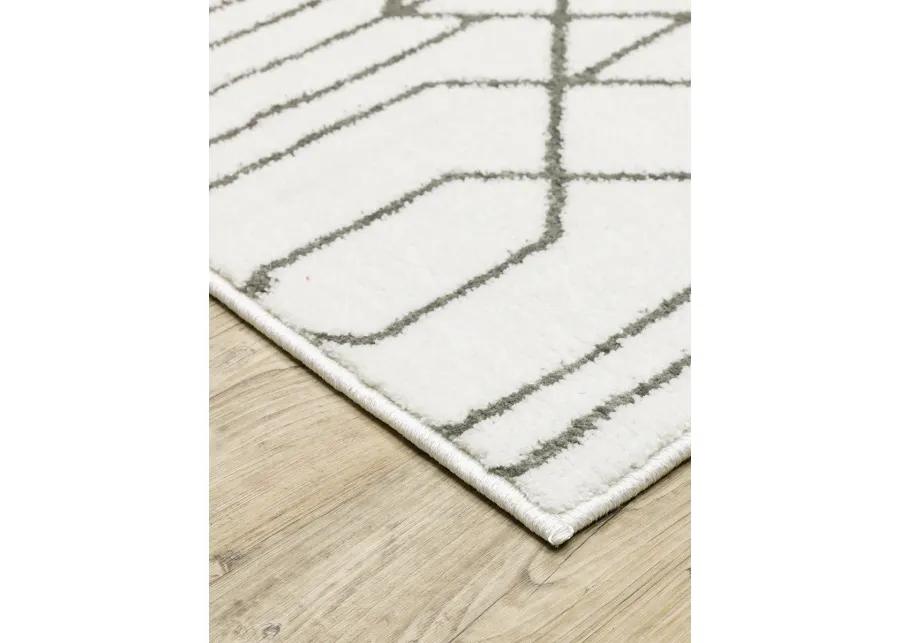 Montecito 5'3" x 7'6" White Rug