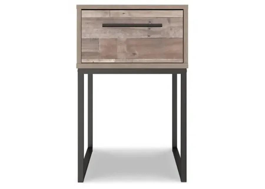 Neilsville 20" Nightstand in Whitewash