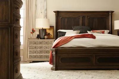 Woodcreek Queen Mansion Bed