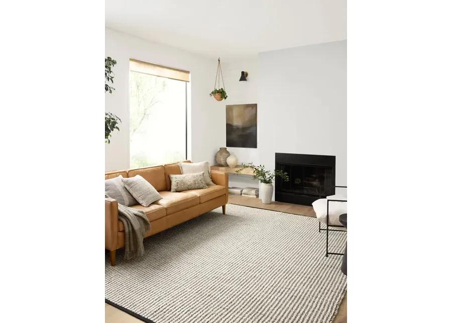 Colton CON02 Ivory/Black 4' x 6' Rug