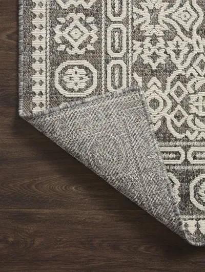 Rainier RAI02 Pebble/Ivory 5'3" x 7'7" Rug