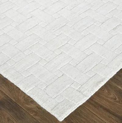 Redford 8669F White/Silver 8' x 10' Rug