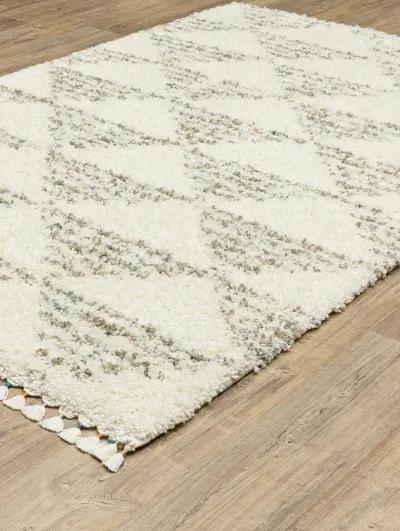 Axis 3'10" x 5'5" Ivory Rug