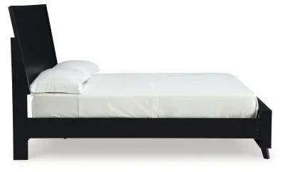 Danziar Queen Panel Bed