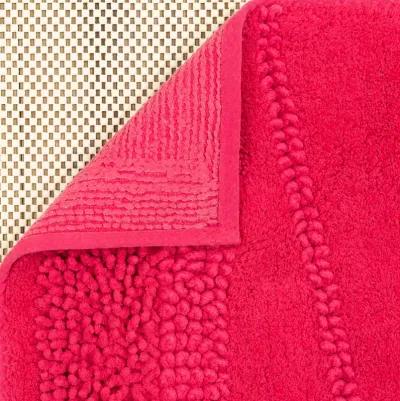 Composition Fiesta Fuschia 1' 9" x 2' 10" Bath Mat