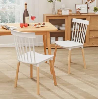 Set of 4 Windsor Dining Chairs with Spindle Backs and Curved Seats