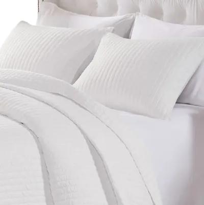 Xumi 3pc Full Queen Quilt and Pillow Sham Set, Channel Style Antique White