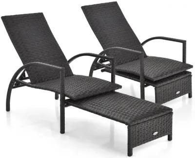 Patio Chaise Lounge Outdoor Rattan Lounge Chair with Retractable Ottoman